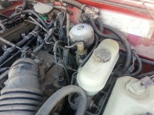 216426d1382037019t-1990-xj-bendix-abs-removal-question-master-cylinder.jpg