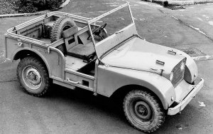 Nr.1-Primul-prototip-Land-Rover-1947.jpg